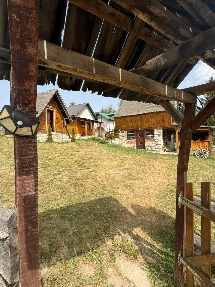 Dvorište kompleksa